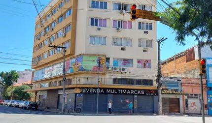 Ponto comercial à venda na Avenida Presidente Franklin Roosevelt, 1471, Navegantes, Porto Alegre, 209 m2 por R$ 1.050.000