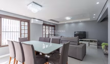 Casa em condomínio fechado com 3 quartos à venda na Rua Canavieiras, 98, Vila Ipiranga, Porto Alegre, 270 m2 por R$ 950.000