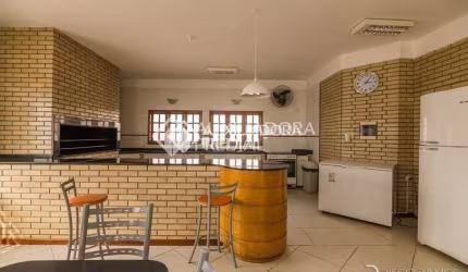 Apartamento com 2 quartos à venda na Avenida Clóvis Paim Grivot, 150, Humaitá, Porto Alegre, 55 m2 por R$ 200.000