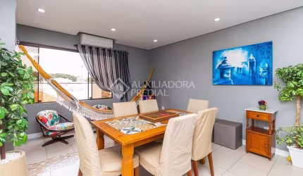 Apartamento com 3 quartos à venda na Rua Ernesto da Fontoura, 1106, São Geraldo, Porto Alegre, 136 m2 por R$ 489.000