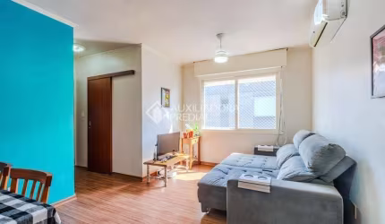 Apartamento com 2 quartos à venda na Rua Doutor Dário de Bittencourt, 85, Jardim Europa, Porto Alegre, 58 m2 por R$ 250.000
