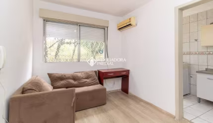 Apartamento com 1 quarto à venda na Rua Carlos Pessoa de Brum, 240, Santo Antônio, Porto Alegre, 32 m2 por R$ 140.000