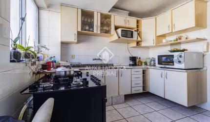 Apartamento com 3 quartos à venda na Rua Quintino Bandeira, 15, São Geraldo, Porto Alegre, 86 m2 por R$ 300.000