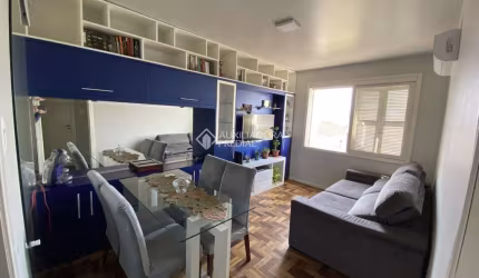 Apartamento com 2 quartos à venda na Rua Buarque de Macedo, 727, São Geraldo, Porto Alegre, 60 m2 por R$ 275.000