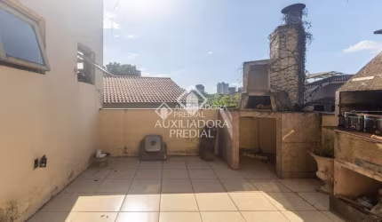 Casa com 3 quartos à venda na Rua Carlos Huber, 1020, Três Figueiras, Porto Alegre, 350 m2 por R$ 1.171.000