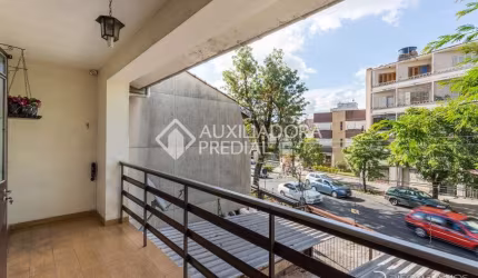 Casa em condomínio fechado com 3 quartos à venda na Rua Felipe de Oliveira, 105, Petrópolis, Porto Alegre, 180 m2 por R$ 850.000