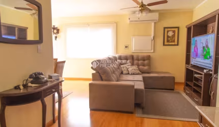 Apartamento com 3 quartos à venda na Rua Doutor Raul Moreira, 591, Cristal, Porto Alegre, 138 m2 por R$ 599.000