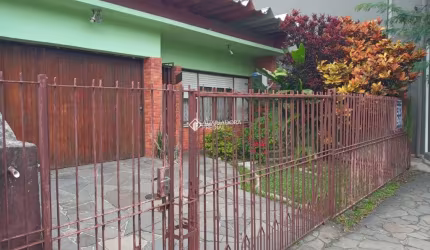 Casa com 3 quartos à venda na Rua Monsenhor Veras, 551, Santana, Porto Alegre, 247 m2 por R$ 770.000