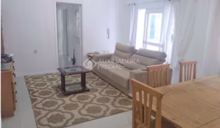 Apartamento com 3 quartos à venda na Rua Santo Antônio, 876, Floresta, Porto Alegre, 82 m2 por R$ 320.000