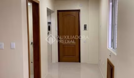Apartamento com 1 quarto à venda na Avenida Cristóvão Colombo, 911, Floresta, Porto Alegre, 25 m2 por R$ 240.000