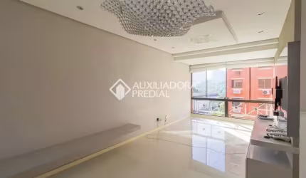 Apartamento com 3 quartos à venda na Rua Estácio de Sá, 905, Chácara das Pedras, Porto Alegre, 73 m2 por R$ 540.000