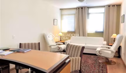 Sala comercial à venda na Avenida Taquara, 386, Petrópolis, Porto Alegre, 33 m2 por R$ 500.000
