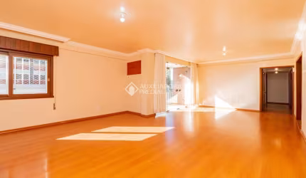 Apartamento com 3 quartos à venda na Rua Gonçalo de Carvalho, 474, Floresta, Porto Alegre, 178 m2 por R$ 800.000