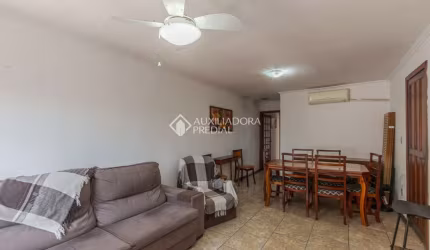 Casa com 2 quartos à venda na Rua do Canto, 51, Bom Jesus, Porto Alegre, 85 m2 por R$ 328.000