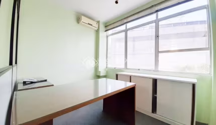 Sala comercial à venda na Avenida Ijuí, 56, Petrópolis, Porto Alegre, 32 m2 por R$ 110.000