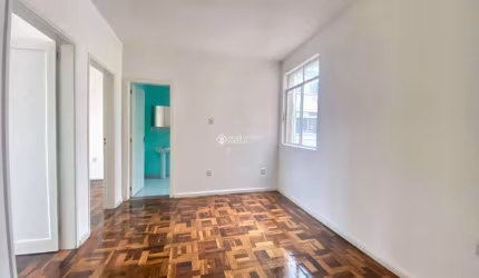Apartamento com 2 quartos à venda na Avenida Benjamin Constant, 1662, São João, Porto Alegre, 64 m2 por R$ 295.000