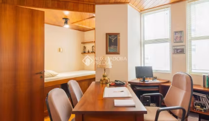 Sala comercial à venda na Avenida Getúlio Vargas, 1570, Menino Deus, Porto Alegre, 66 m2 por R$ 300.000