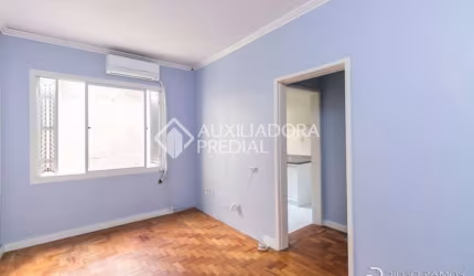 Apartamento com 1 quarto à venda na Avenida Cristóvão Colombo, 121, Floresta, Porto Alegre, 26 m2 por R$ 148.000