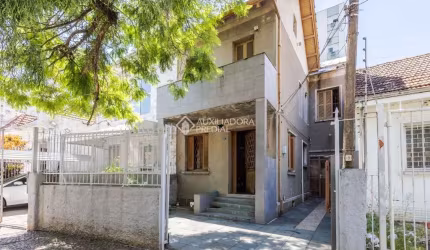 Casa com 3 quartos à venda na Emancipação, 77, Floresta, Porto Alegre, 100 m2 por R$ 550.000