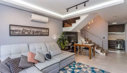 Casa em condomínio fechado com 3 quartos à venda na Rua Cangussu, 607, Nonoai, Porto Alegre, 156 m2 por R$ 800.000