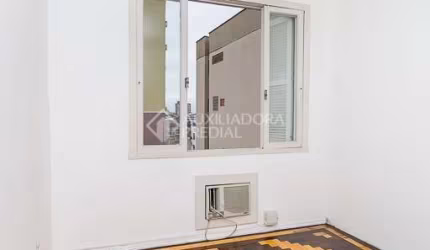 Apartamento com 2 quartos à venda na Avenida Cristóvão Colombo, 1708, Floresta, Porto Alegre, 63 m2 por R$ 235.000
