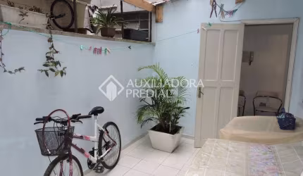Apartamento com 3 quartos à venda na Avenida Farrapos, 1793, Floresta, Porto Alegre, 133 m2 por R$ 260.000