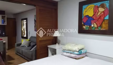 Apartamento com 1 quarto à venda na Rua Demétrio Ribeiro, 870, Centro Histórico, Porto Alegre, 31 m2 por R$ 290.000
