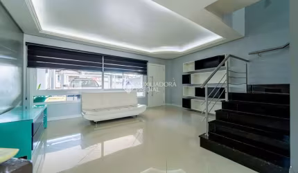 Casa em condomínio fechado com 3 quartos à venda na Rua Ruy Cheuiche Ferreira, 40, Jardim Itu Sabará, Porto Alegre, 269 m2 por R$ 890.000