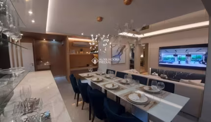 Apartamento com 2 quartos à venda na Rua Azevedo Sodré, 285, Passo da Areia, Porto Alegre, 69 m2 por R$ 790.000
