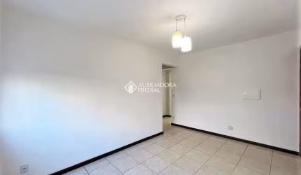 Apartamento com 2 quartos à venda na Rua Albion, 402, Partenon, Porto Alegre, 61 m2 por R$ 220.000