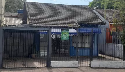 Casa com 3 quartos à venda na Rua Marechal José Inácio da Silva, 111, Passo da Areia, Porto Alegre, 210 m2 por R$ 580.000