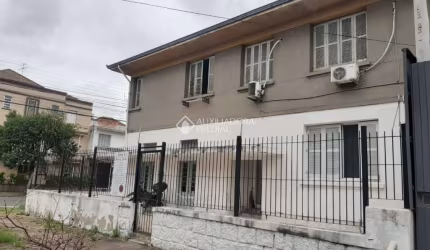 Prédio à venda na Avenida Pará, 766, Navegantes, Porto Alegre, 217 m2 por R$ 760.000
