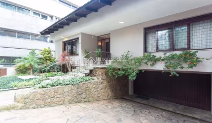 Casa com 3 quartos à venda na Travessa Saúde, 42, Auxiliadora, Porto Alegre, 237 m2 por R$ 2.749.000