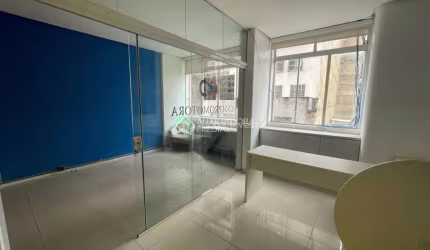 Sala comercial à venda na Rua Marechal Floriano Peixoto, 13, Centro Histórico, Porto Alegre, 55 m2 por R$ 156.000