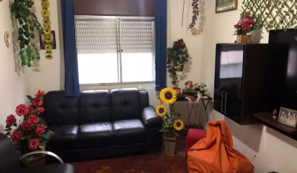 Apartamento com 2 quartos à venda na Avenida Nelson Pulgatti Moreira, 61, Cavalhada, Porto Alegre, 53 m2 por R$ 200.000