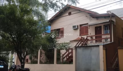 Casa em condomínio fechado com 11 quartos à venda na Rua Guararapes, 492, Petrópolis, Porto Alegre, 250 m2 por R$ 1.500.000