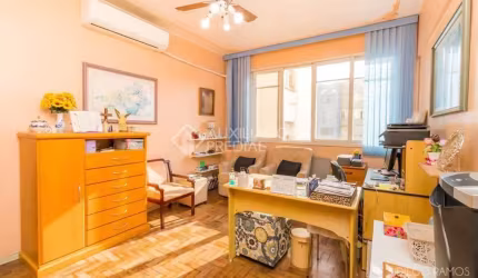 Apartamento com 2 quartos à venda na Rua Demétrio Ribeiro, 1168, Centro Histórico, Porto Alegre, 70 m2 por R$ 410.000