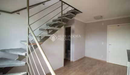 Cobertura com 2 quartos à venda na Rua Deputado Hugo Mardini, 1212, Passo das Pedras, Porto Alegre, 90 m2 por R$ 280.000