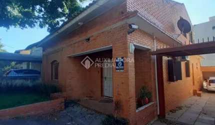 Casa em condomínio fechado com 3 quartos à venda na Rua Fonseca Guimarães, 72, Medianeira, Porto Alegre, 320 m2 por R$ 759.050