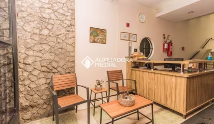 Apartamento com 2 quartos à venda na Avenida Assis Brasil, 280, Santa Maria Goretti, Porto Alegre, 67 m2 por R$ 240.000