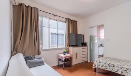 Apartamento com 1 quarto à venda na Avenida Getúlio Vargas, 1543, Menino Deus, Porto Alegre, 20 m2 por R$ 159.000