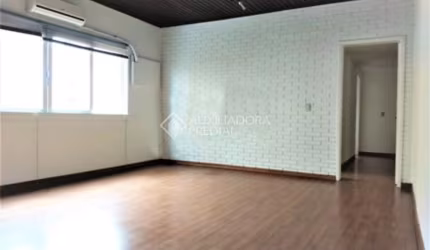 Apartamento com 3 quartos à venda na Avenida Independência, 687, Independência, Porto Alegre, 110 m2 por R$ 532.000
