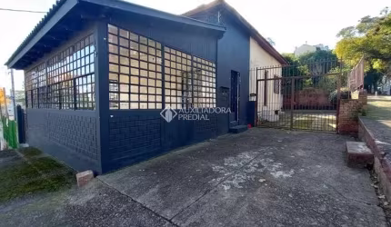 Casa com 2 quartos à venda na Rua Doutor Dias de Carvalho, 142, Tristeza, Porto Alegre, 290 m2 por R$ 749.000