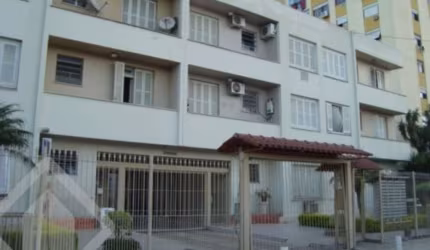 Apartamento com 3 quartos à venda na Rua Padre Hildebrando, 611, Santa Maria Goretti, Porto Alegre, 98 m2 por R$ 305.000