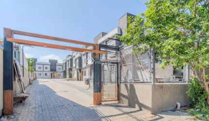 Casa em condomínio fechado com 2 quartos à venda na Rua Miguel Ascoleze, 125, Vila Nova, Porto Alegre, 60 m2 por R$ 319.000