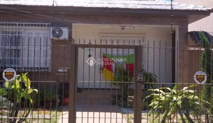Casa com 3 quartos à venda na Rua General Caldwell, 1160, Menino Deus, Porto Alegre, 260 m2 por R$ 950.000