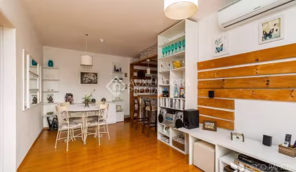 Apartamento com 3 quartos à venda na Rua Sepé Tiaraju, 1133, Medianeira, Porto Alegre, 79 m2 por R$ 319.000