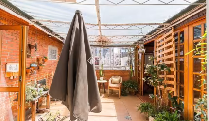 Apartamento com 3 quartos à venda na Rua Visconde do Herval, 1216, Menino Deus, Porto Alegre, 133 m2 por R$ 450.000