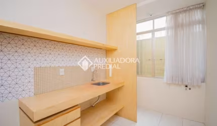Apartamento com 2 quartos à venda na Avenida Lageado, 392, Petrópolis, Porto Alegre, 47 m2 por R$ 290.000