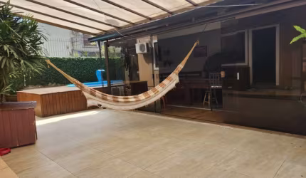 Casa com 5 quartos à venda na Rua Luzinete Alves Aragon, 91, Hípica, Porto Alegre, 155 m2 por R$ 795.000